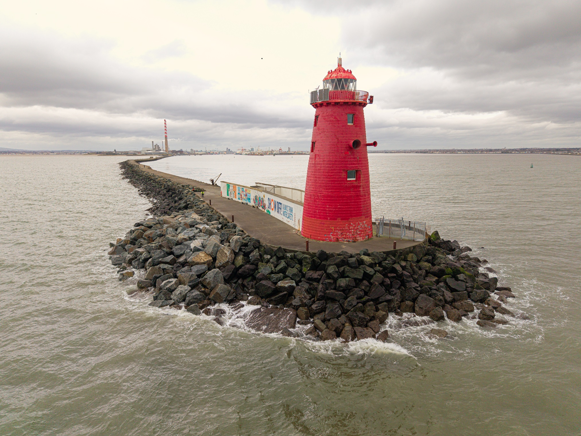 Great South Wall roundhead reopens to public, as remedial works completed